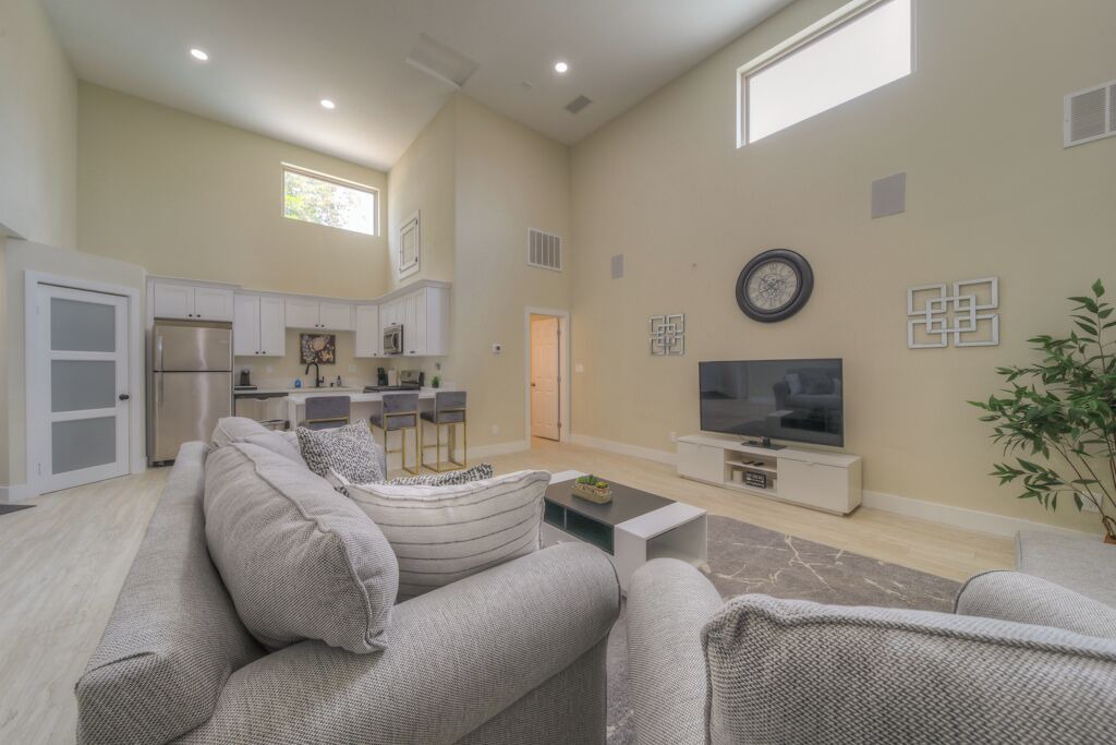 Photo of Livingroom in Estates at Canyon Crest