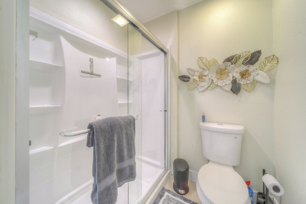 Photo of Bathroom in Estates at Canyon Crest
