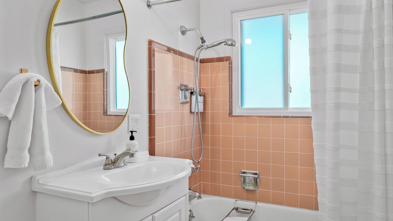 Photo of Bathroom in Warm Sands