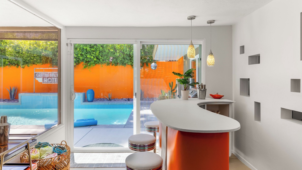 Photo of Outdoor in Warm Sands