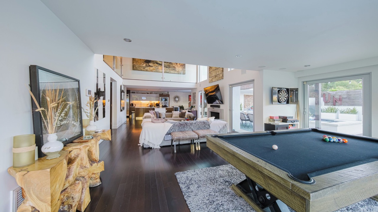 Photo of Bedroom in Hollywood Hills West