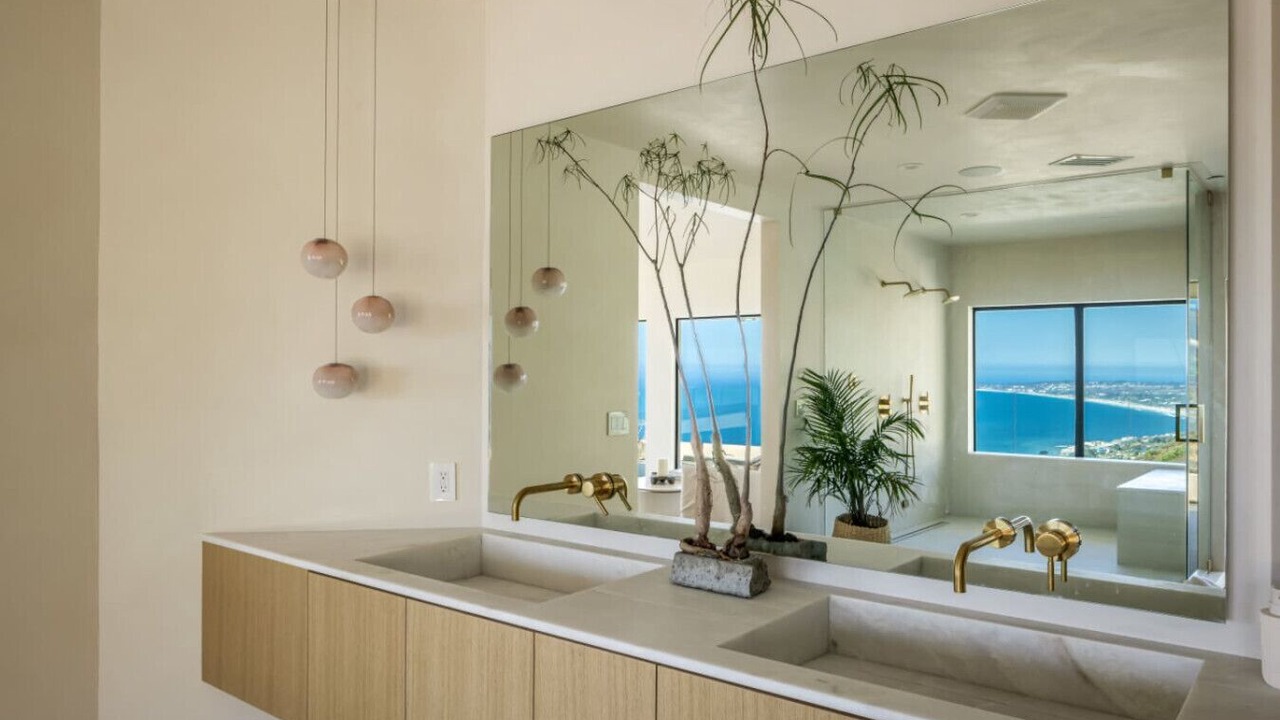 Photo of Bathroom in Western Malibu