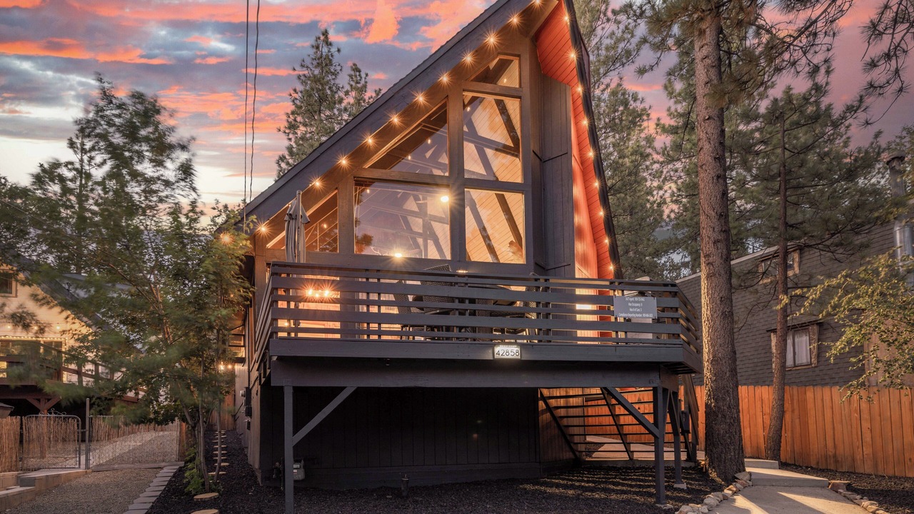 Photo of Outdoor in Moonridge