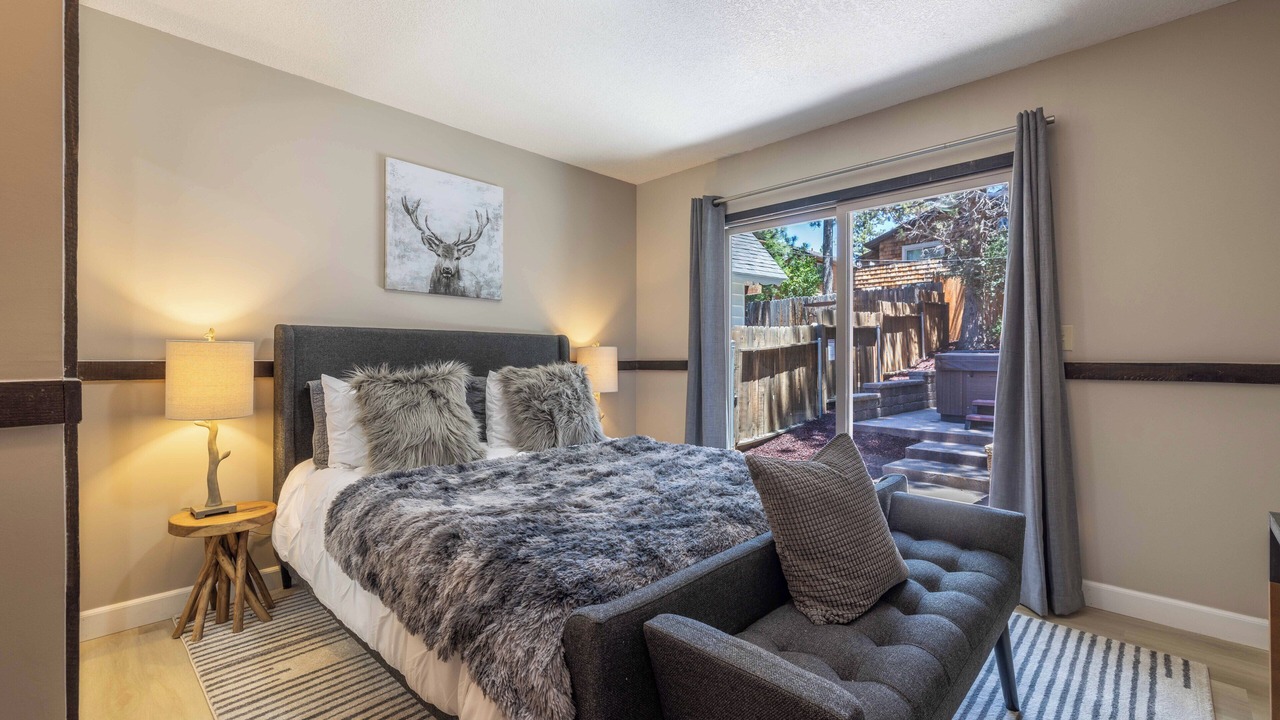 Photo of Bedroom in Moonridge