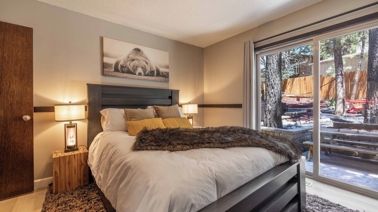 Photo of Bedroom in Moonridge