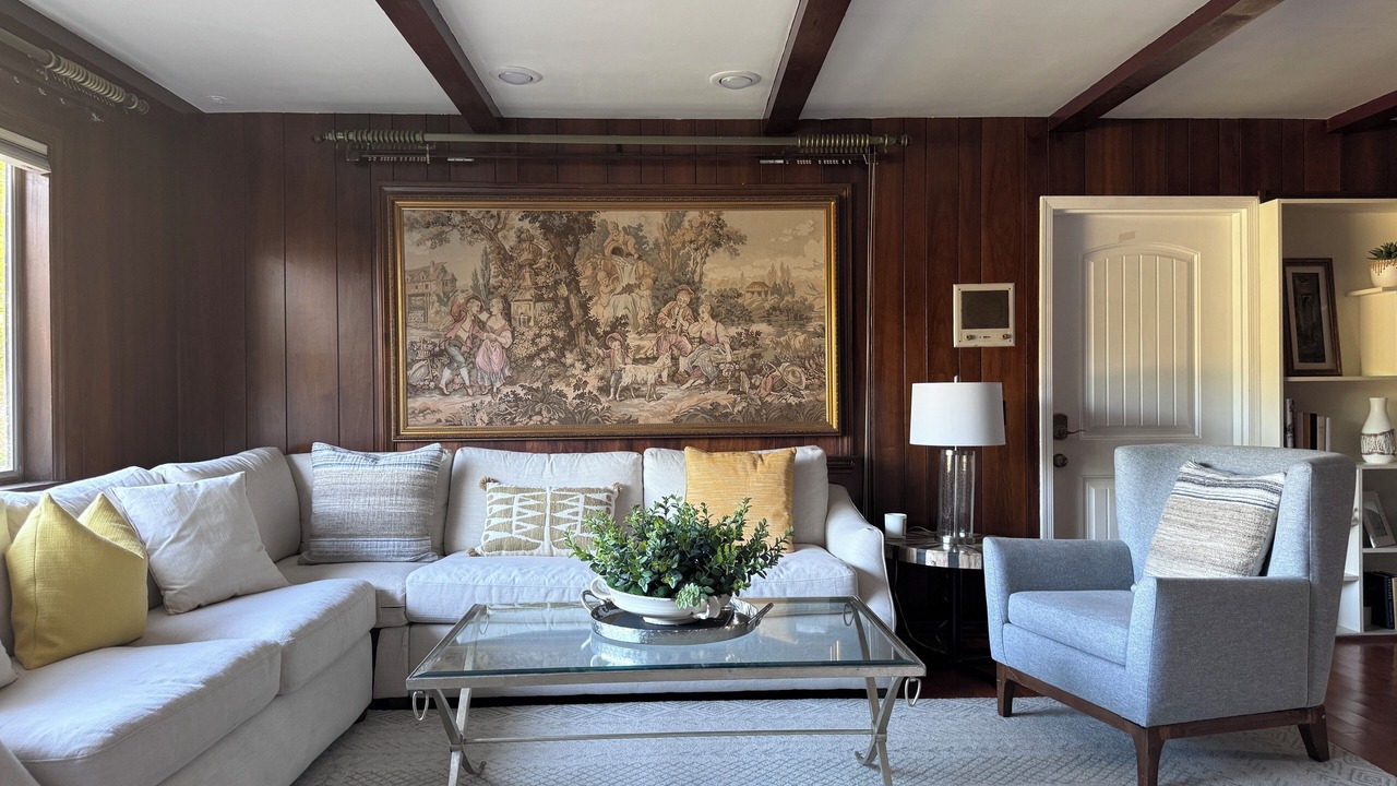 Photo of Livingroom in East Pasadena