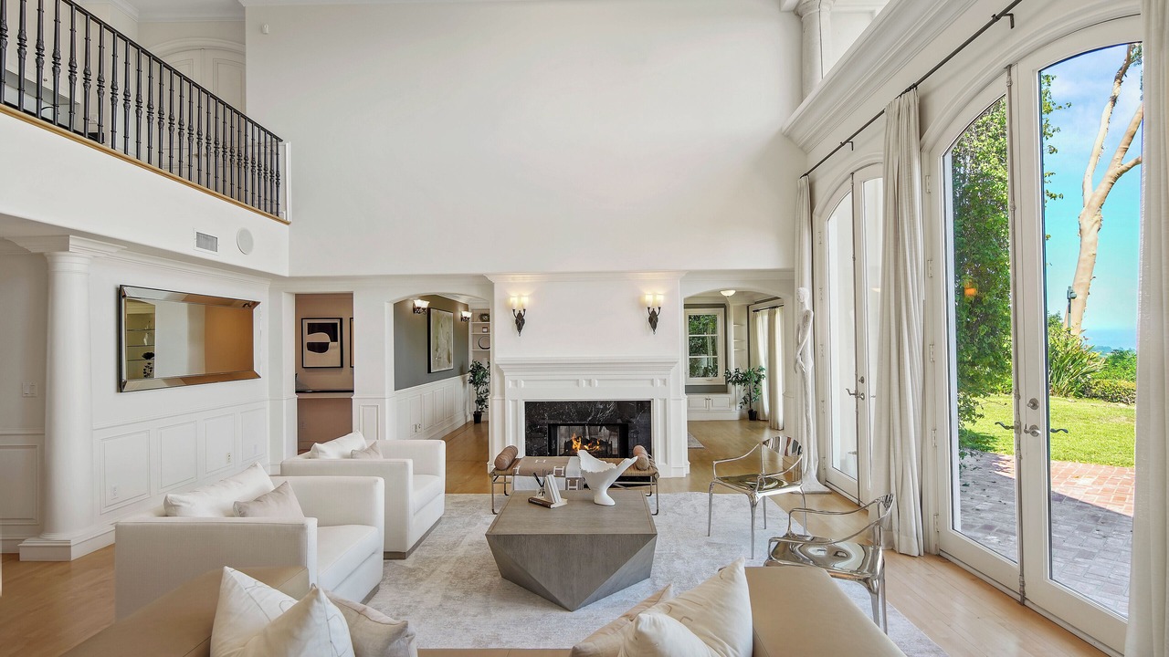 Photo of Livingroom in Bel Air