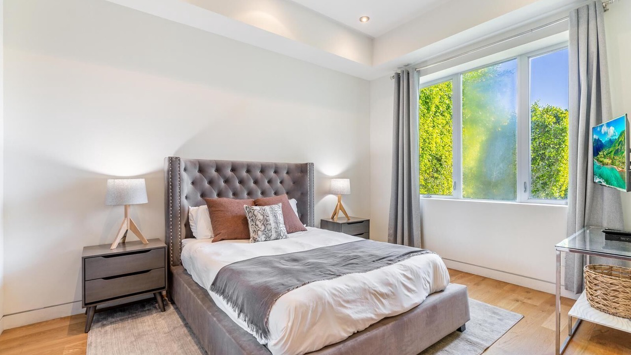 Photo of Bedroom in La Brea