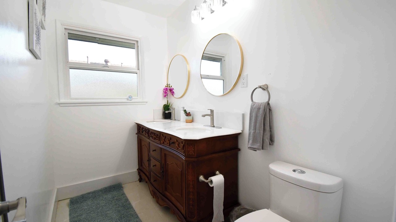 Photo of Bathroom in Canoga Park