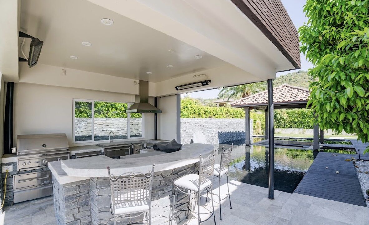 Photo of Outdoor in Walnut Valley