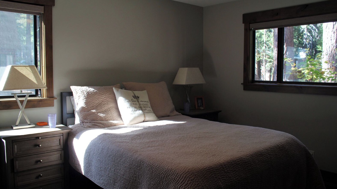Photo of Bedroom in Tahoe Pines
