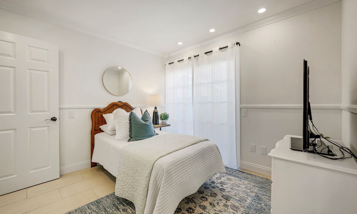 Photo of Bedroom in Del Obispo