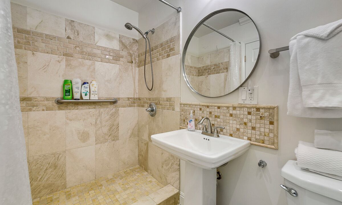 Photo of Bathroom in Del Obispo