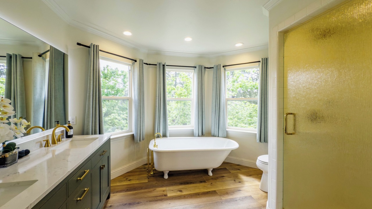 Photo of Bathroom in Mariposa