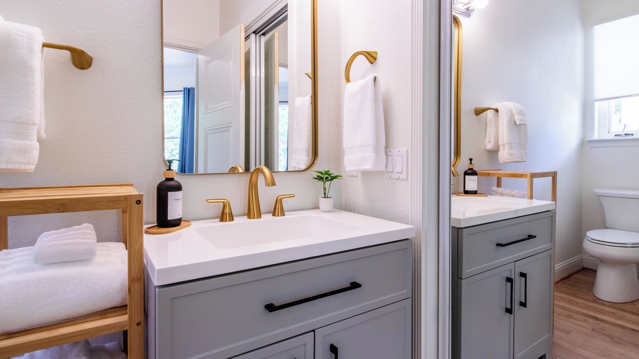 Photo of Bathroom in Mariposa