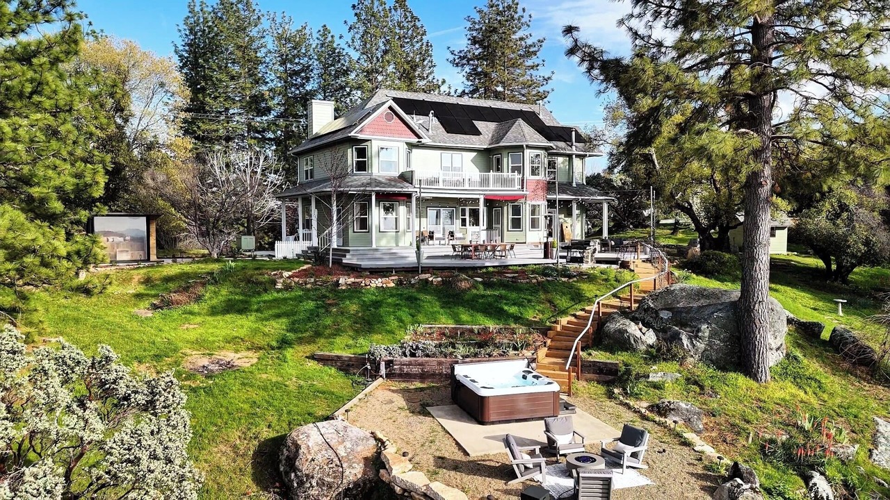Photo of Outdoor in Mariposa
