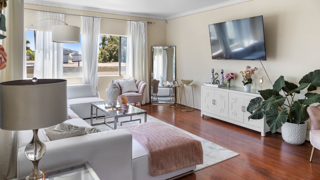 Photo of Livingroom in South Redondo