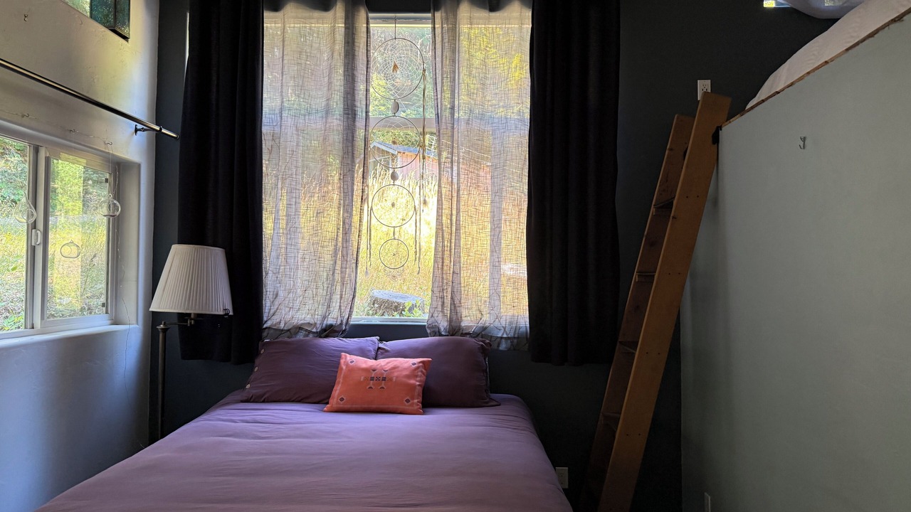 Photo of Bedroom in Shelter Cove