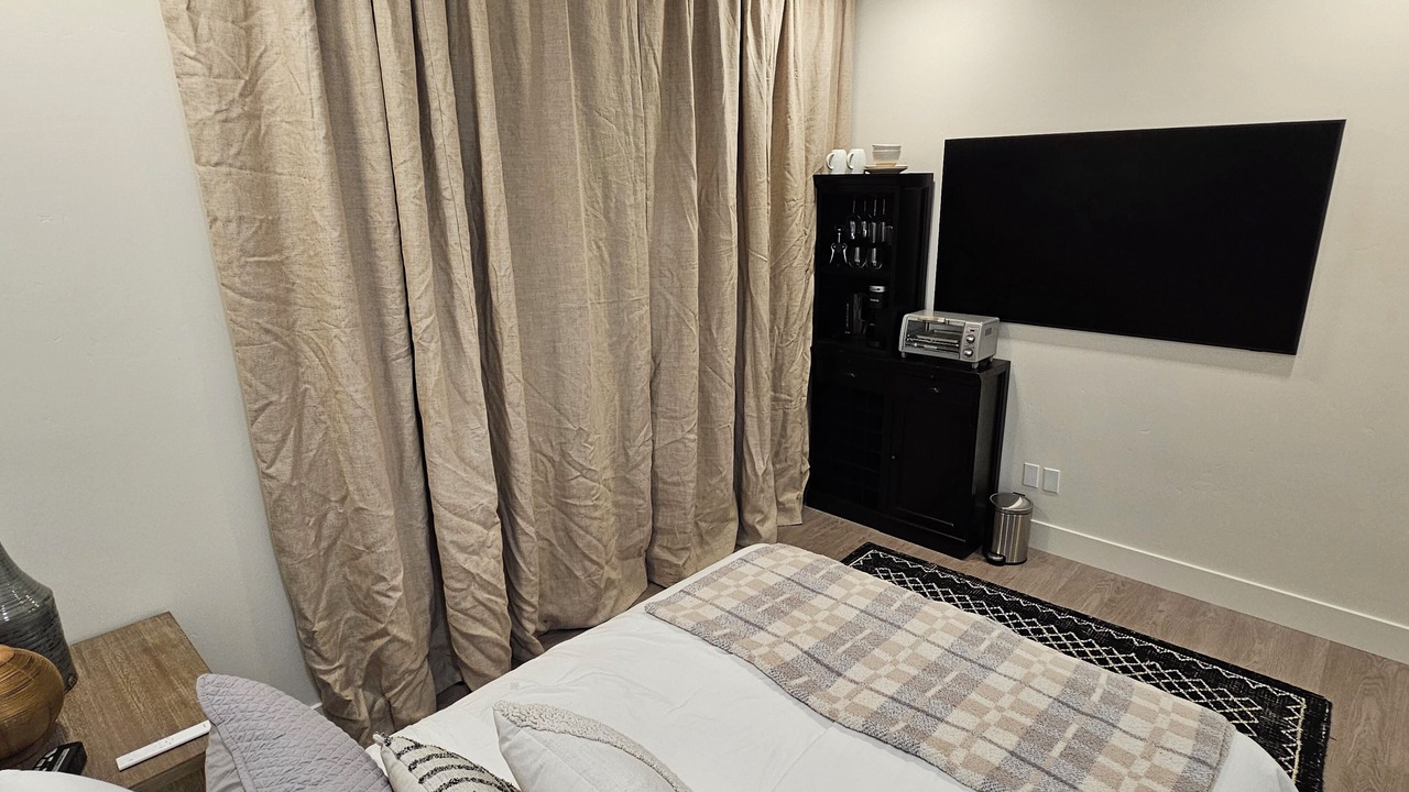 Photo of Bedroom in Los Alamos