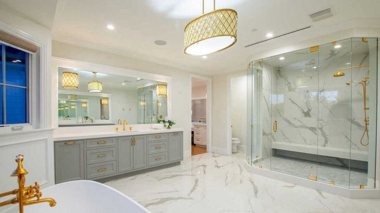 Photo of Bathroom in Tarzana