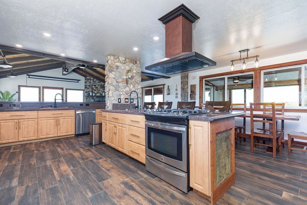 Photo of Kitchen in Ridgecrest
