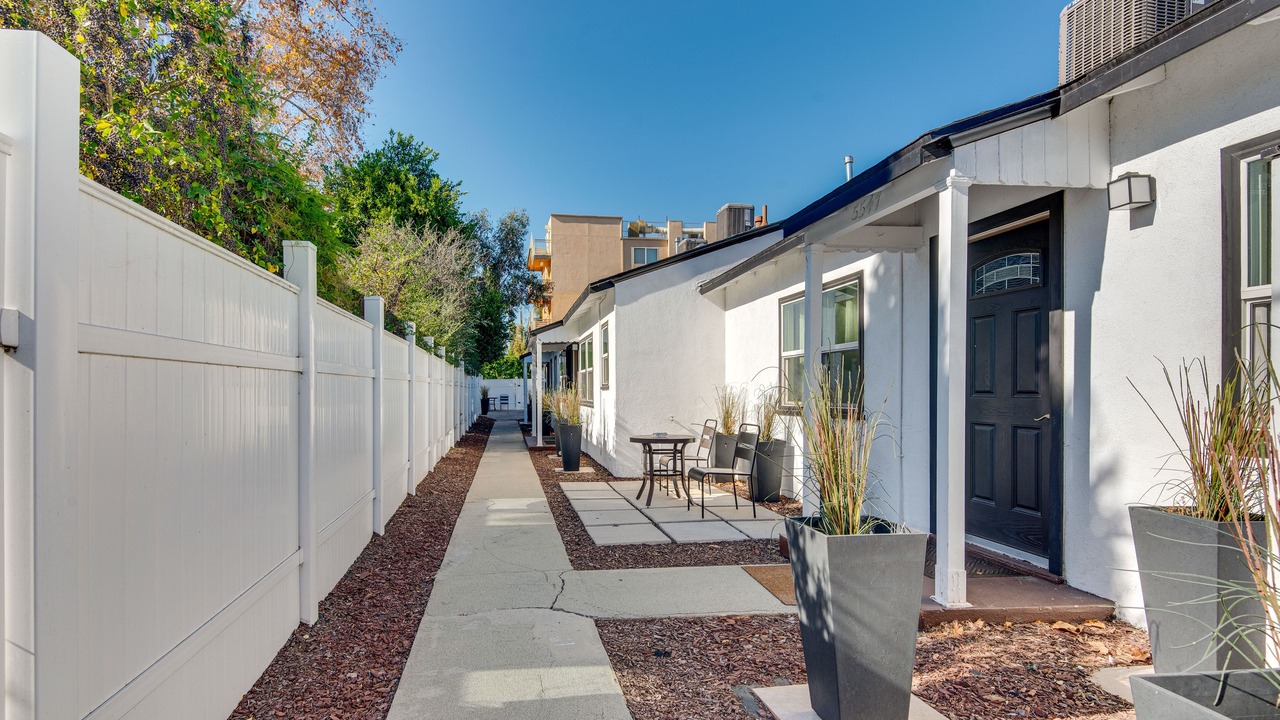 Photo of Outdoor in Sherman Oaks