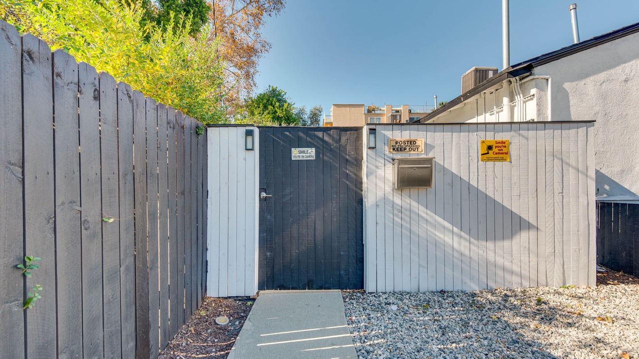 Photo of Outdoor in Sherman Oaks
