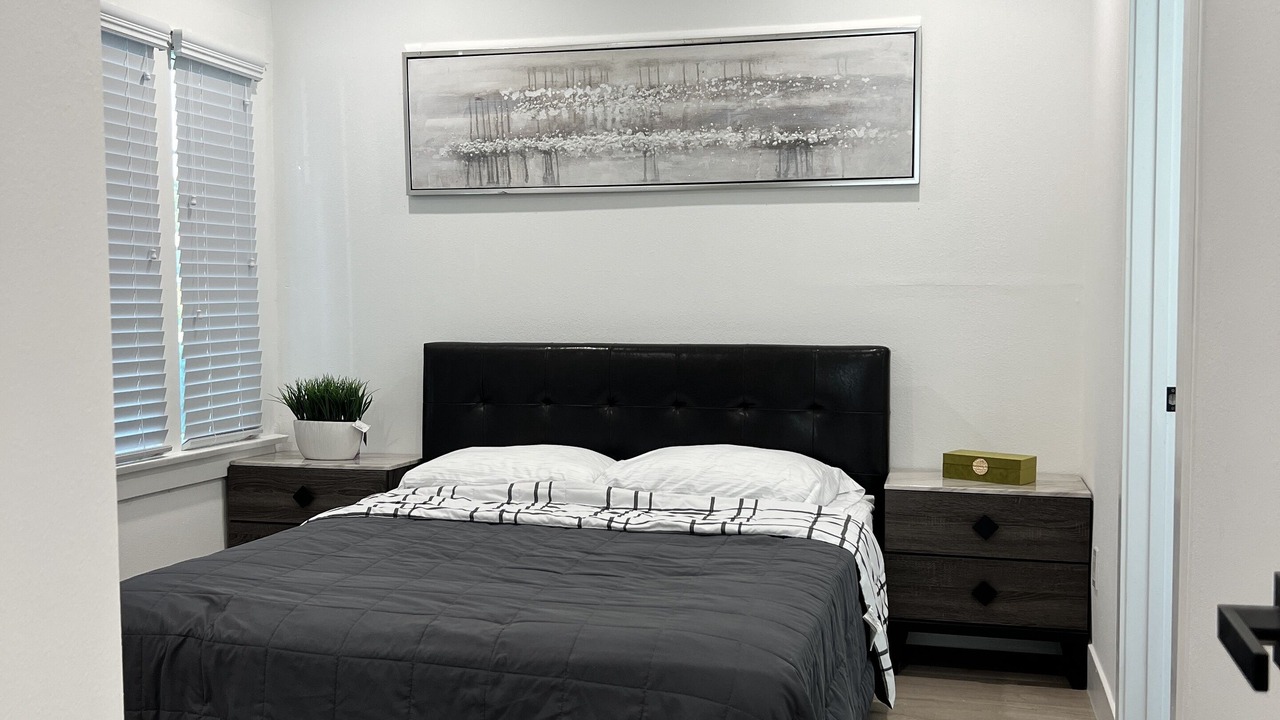 Photo of Bedroom in Fullerton