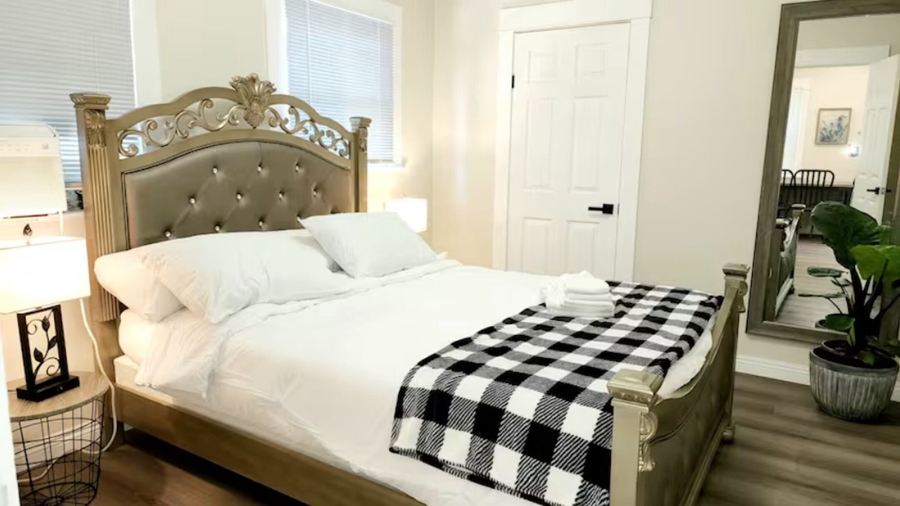 Photo of Bedroom in North Central