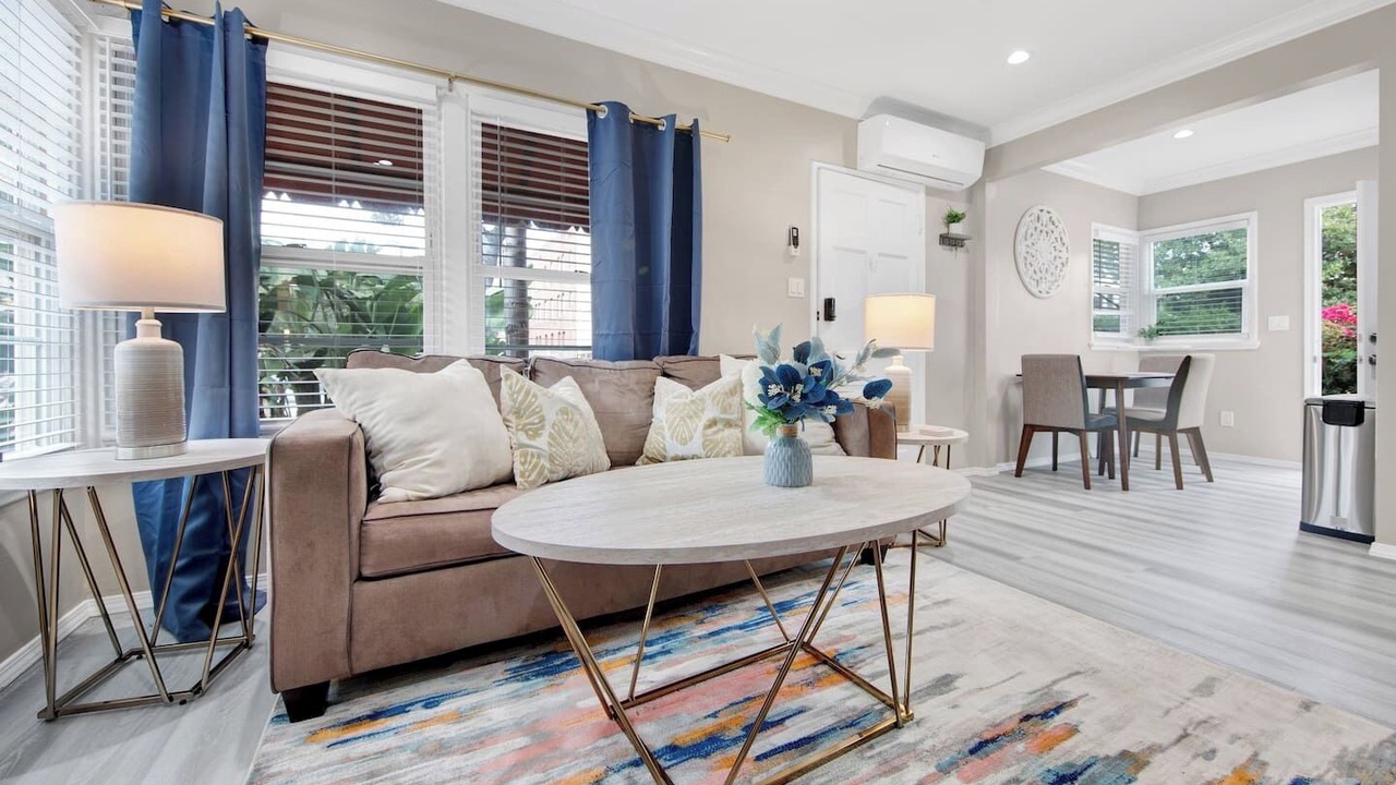 Photo of Livingroom in Glendale