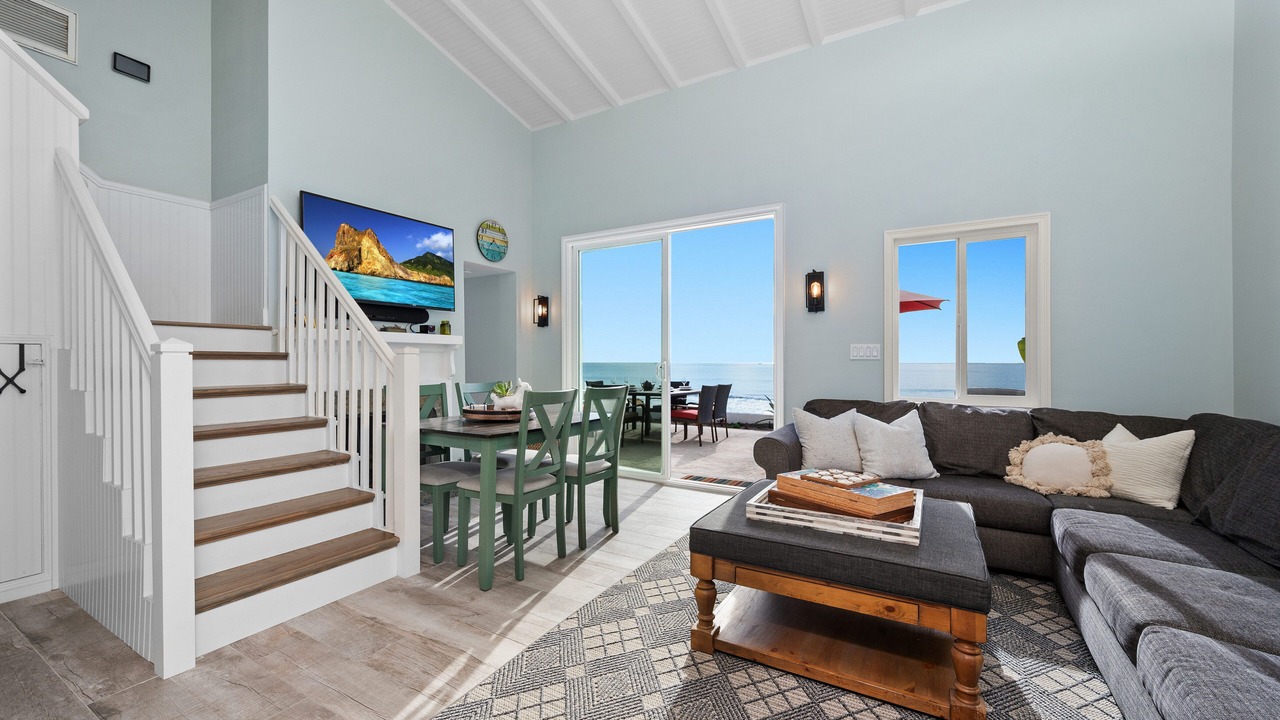 Photo of Livingroom in Capistrano Beach