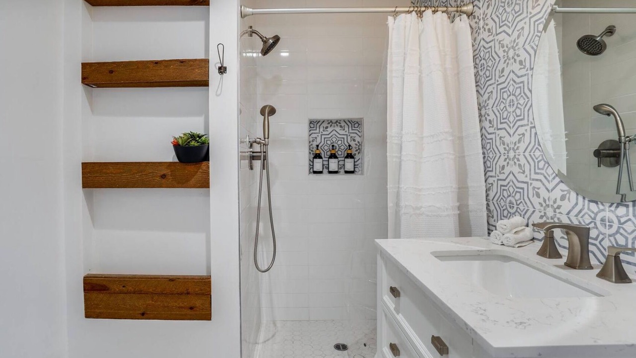 Photo of Bathroom in North Tustin