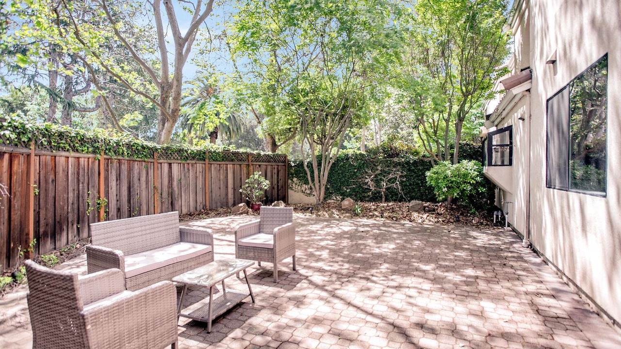 Photo of Patio Balcony in Menlo Park