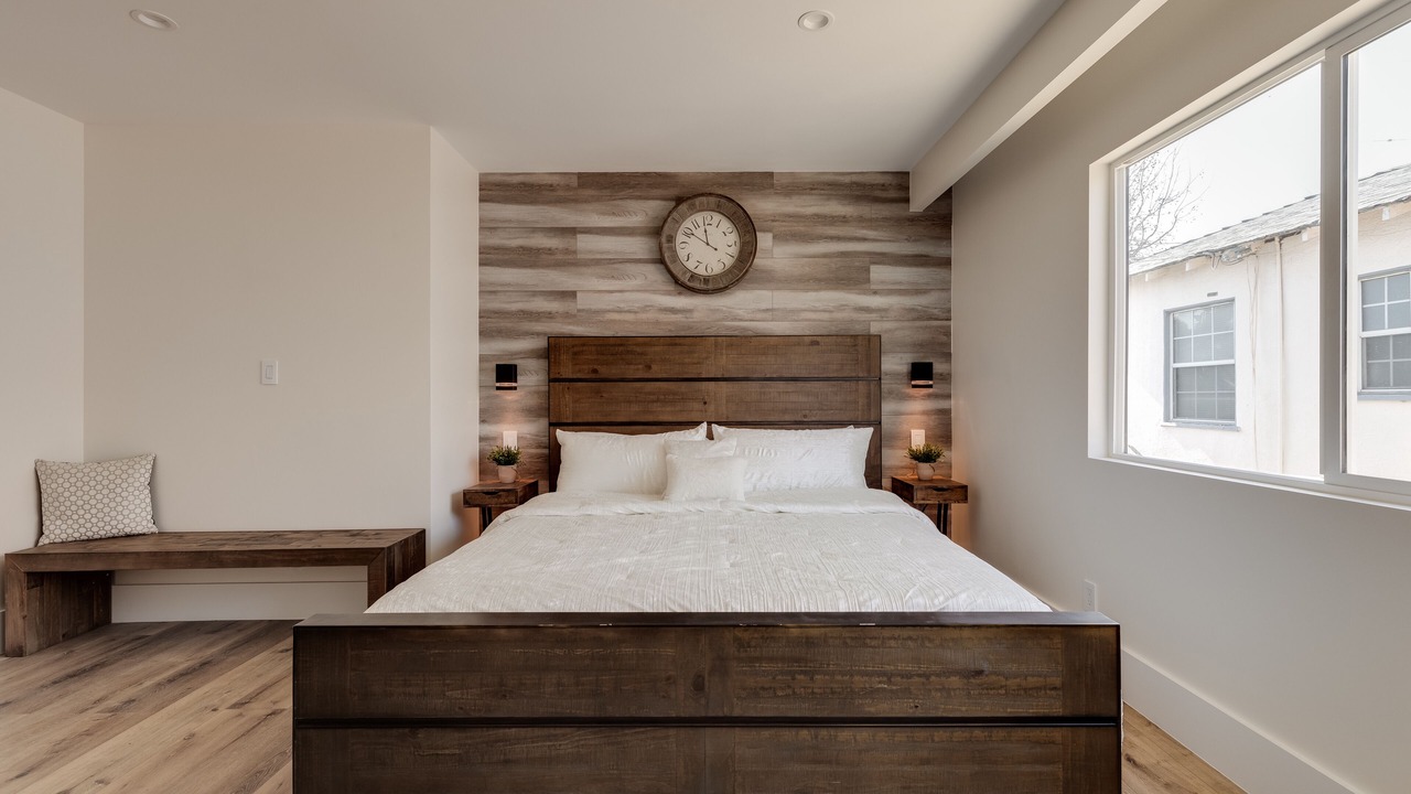 Photo of Bedroom in Valley Glen