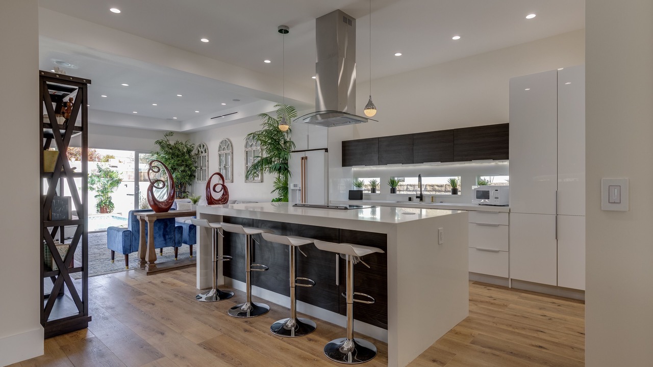 Photo of Kitchen in Valley Glen