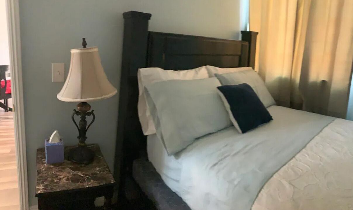 Photo of Bedroom in Montebello