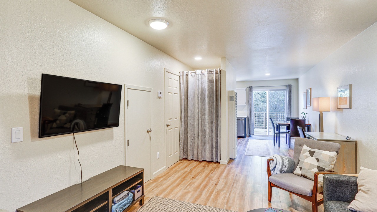Photo of Bedroom in Rohnerville