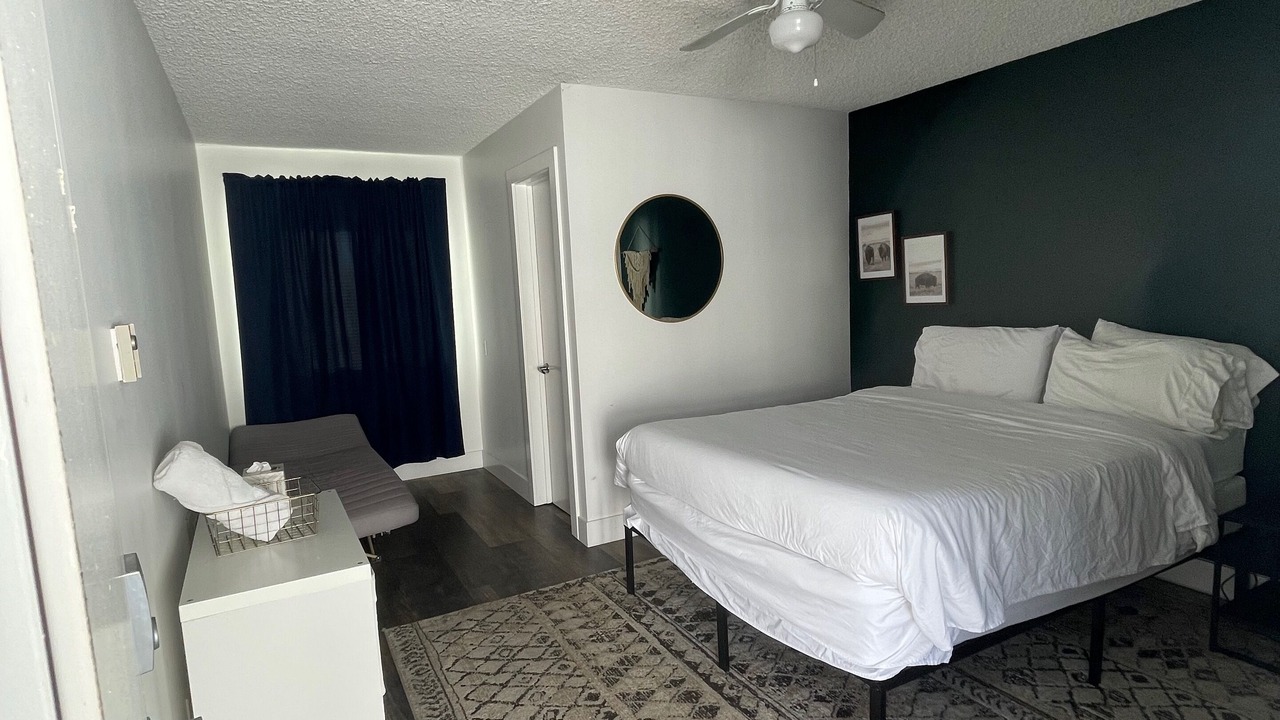 Photo of Bedroom in Sequoia National Forest
