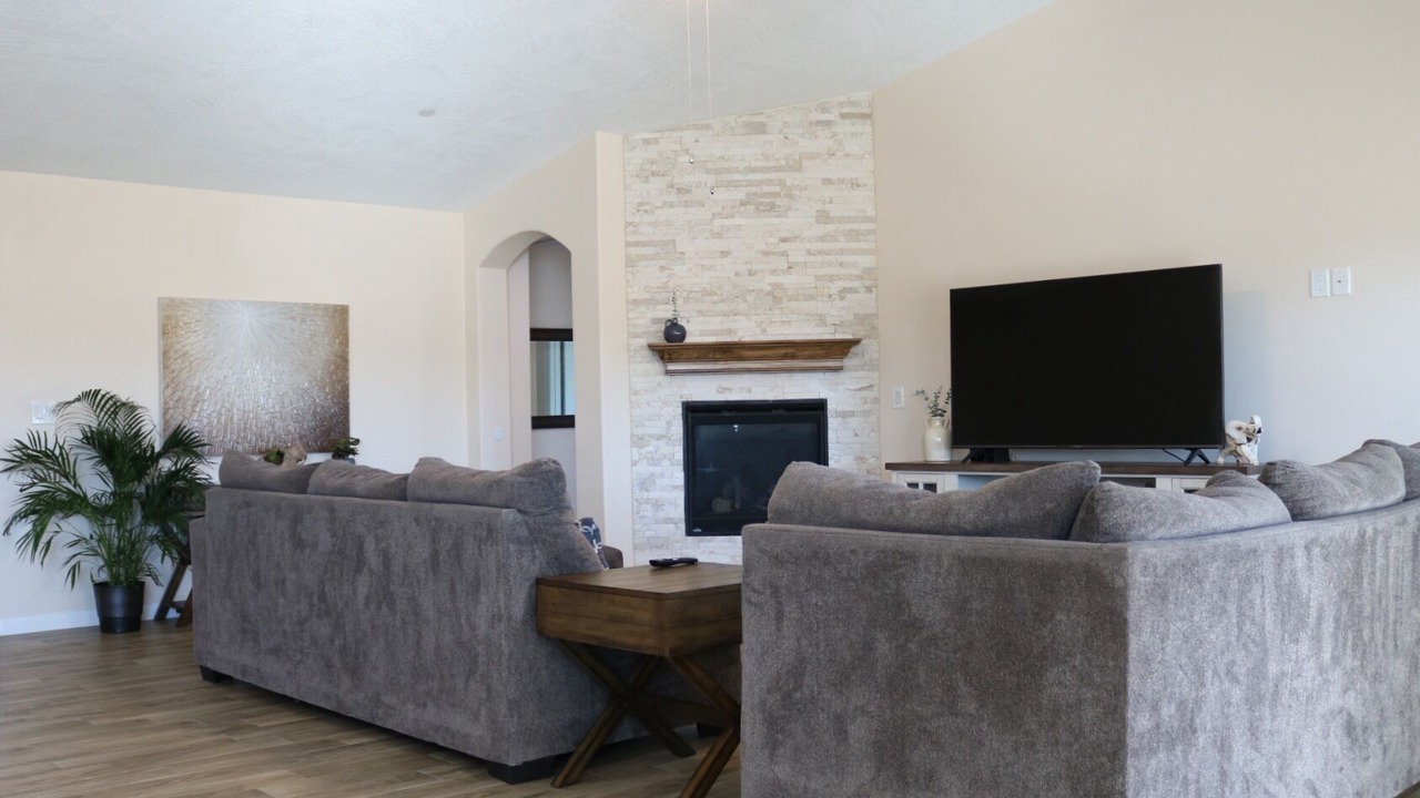 Photo of Livingroom in Hesperia