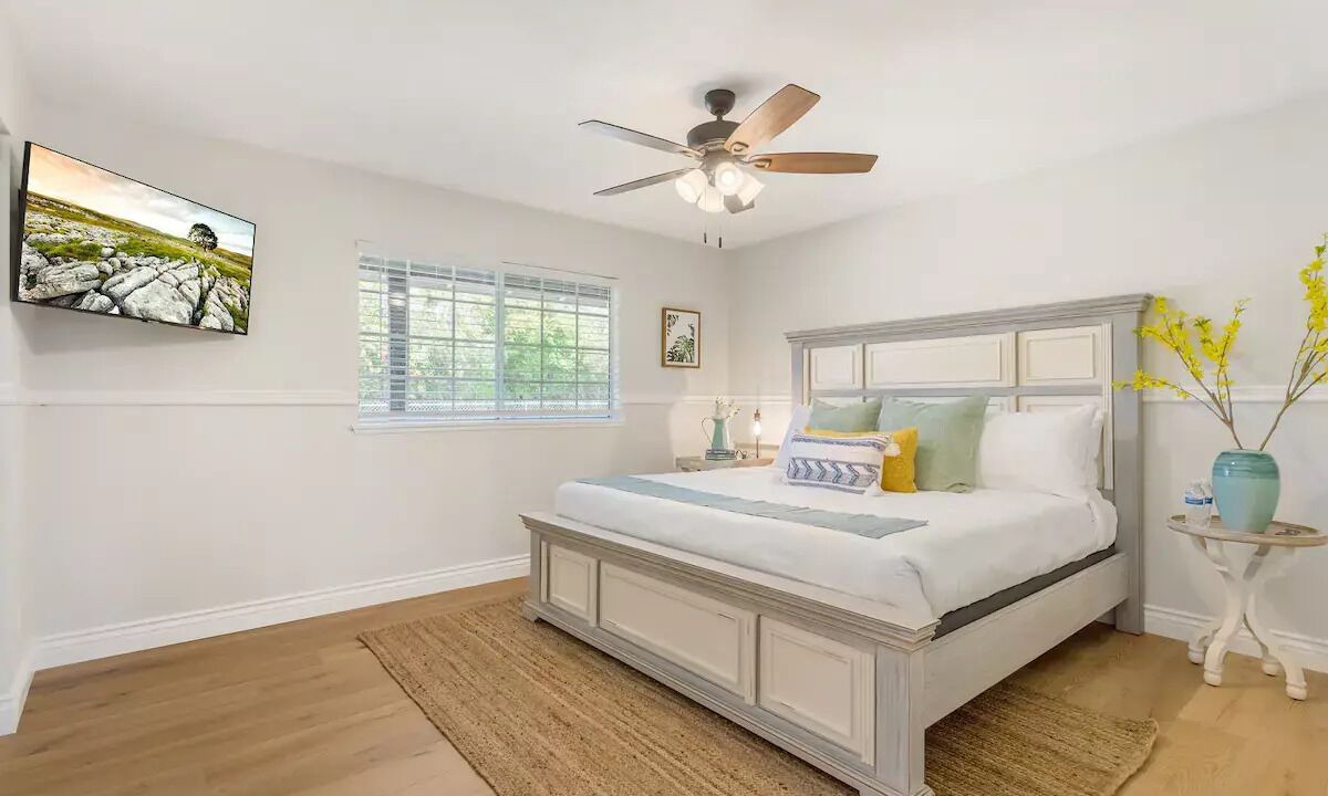 Photo of Bedroom in Murrieta