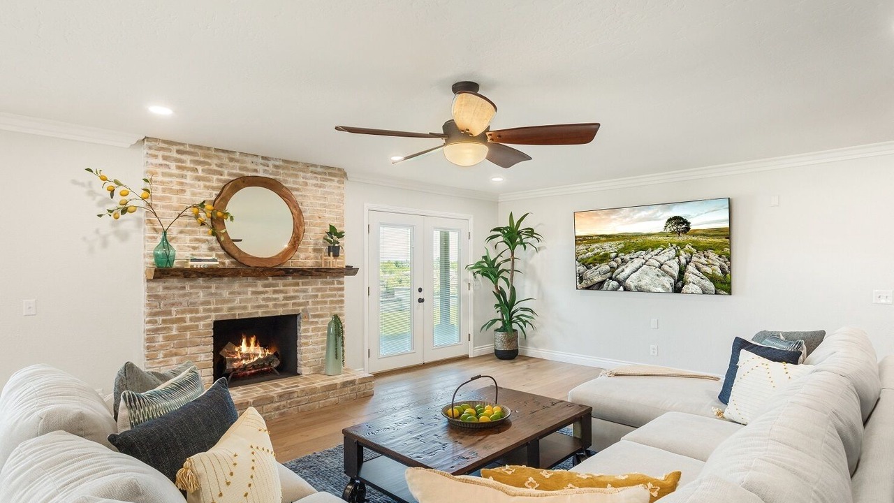 Photo of Livingroom in Murrieta