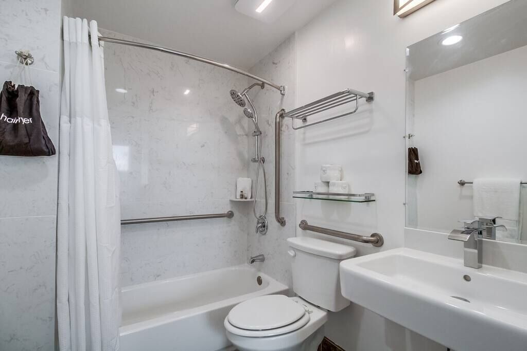 Photo of Bathroom in University Heights