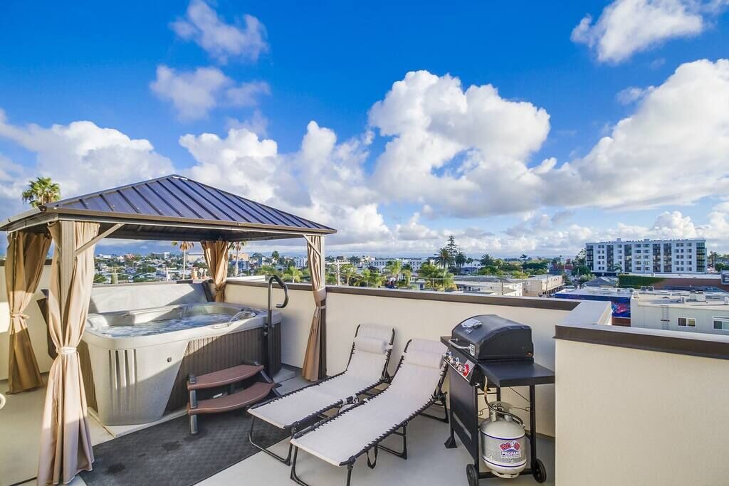 Photo of Outdoor in University Heights