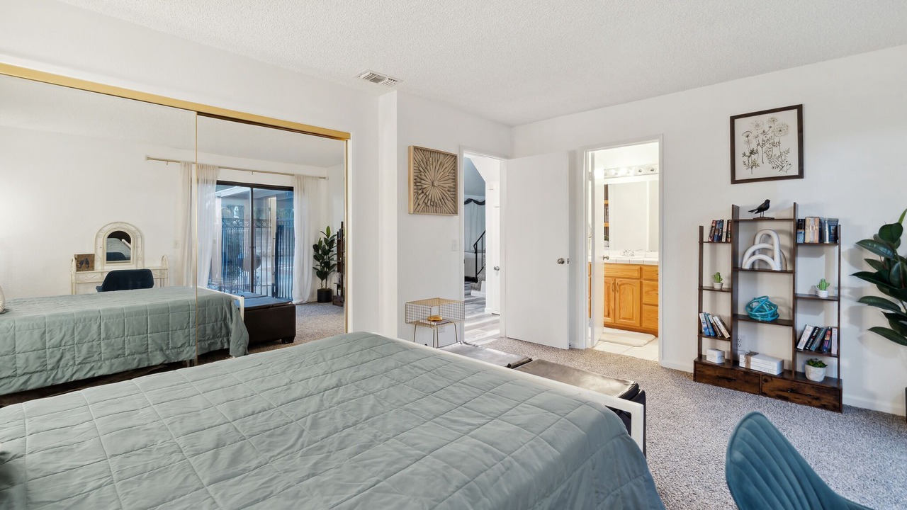 Photo of Bedroom in Palmdale