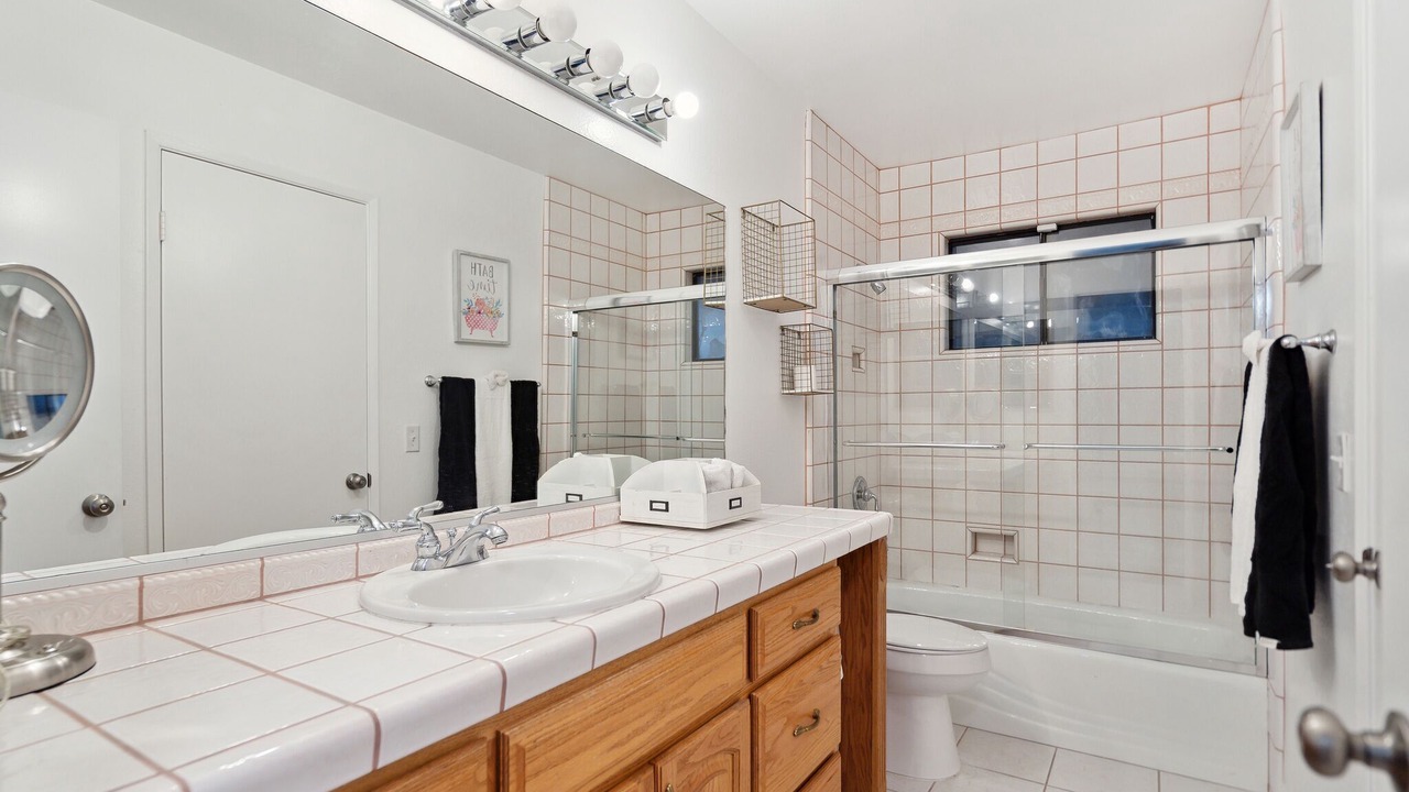 Photo of Bathroom in Palmdale