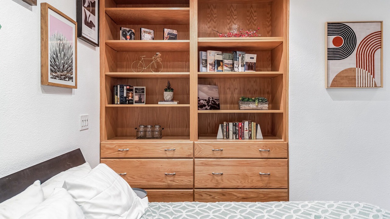 Photo of Bedroom in Palmdale