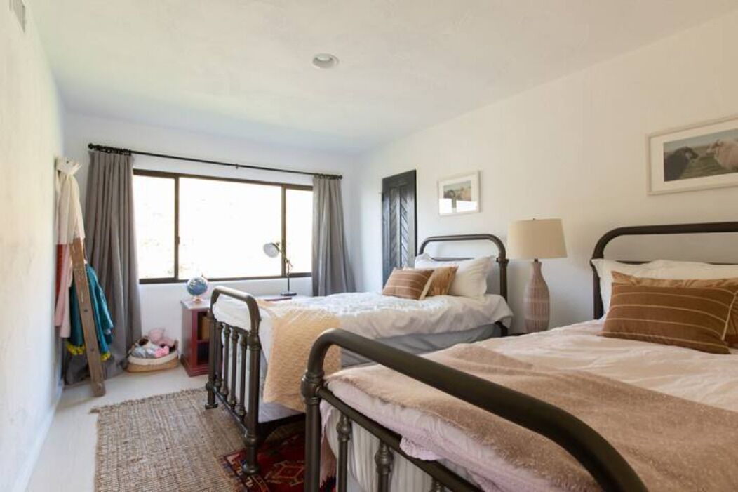Photo of Bedroom in Eastern Malibu