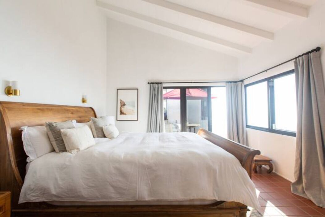 Photo of Bedroom in Eastern Malibu
