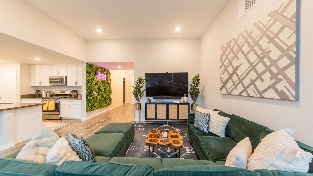 Photo of Livingroom in Desert Hot Springs