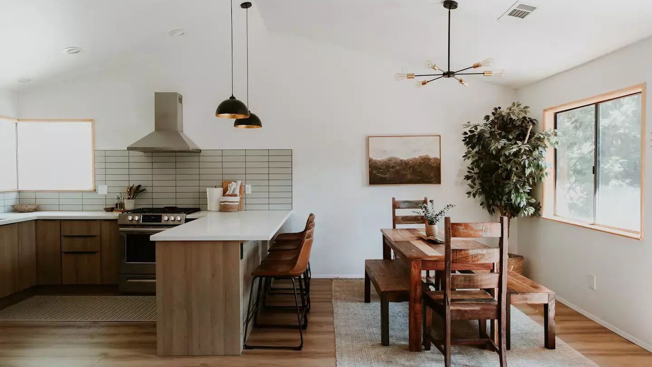 Photo of Kitchen in Cedarpines Park